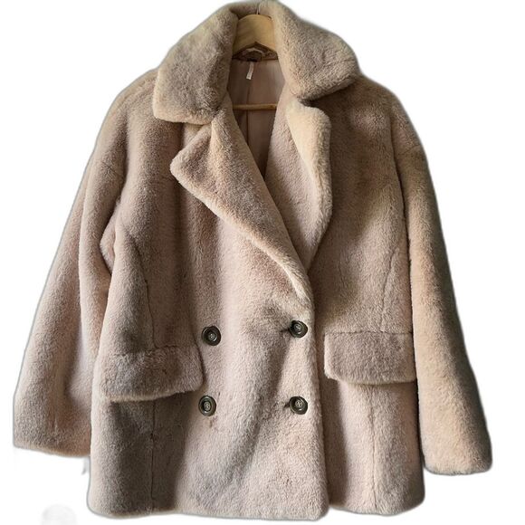 Free People Cream/Rose Classy Teddy Jacket Faux Fur (SP) - Picture 2 of 14